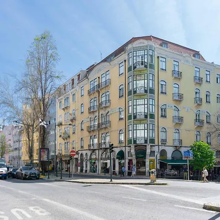 Limehome Rua Eca De Queiroz 4*