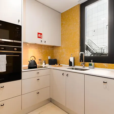 Limehome Rua Eca De Queiroz Lägenhetshotell 4*