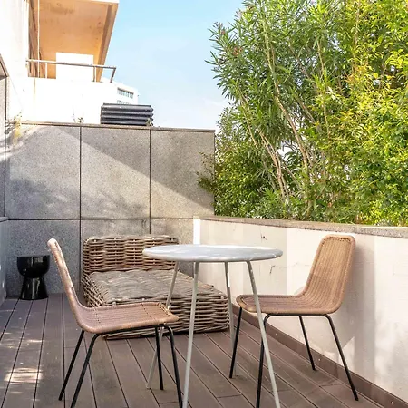 Апарт-отель Limehome Rua Eca De Queiroz