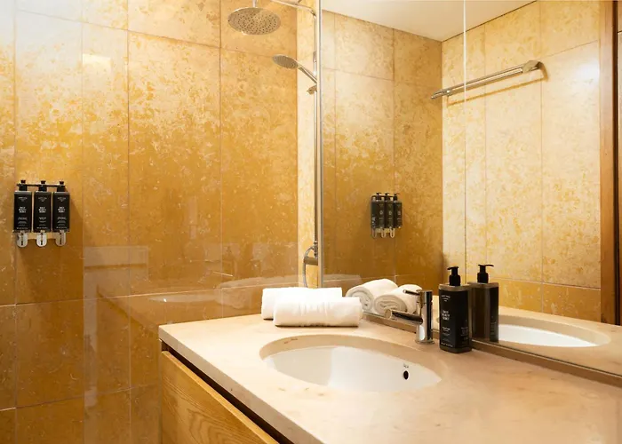 Limehome Rua Eca De Queiroz Aparthotel 4*