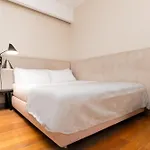 Ξενοδοχείο με διαμερίσματα Limehome Rua Eca De Queiroz 4*