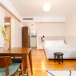 Ξενοδοχείο με διαμερίσματα Limehome Rua Eca De Queiroz 4*