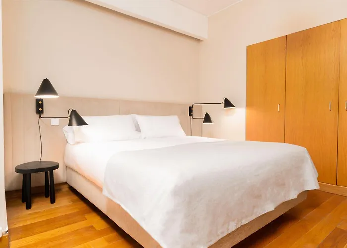 Limehome Rua Eca De Queiroz