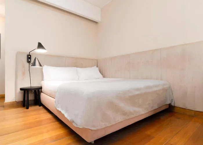 Apartmanhotel Limehome Rua Eca De Queiroz 4*