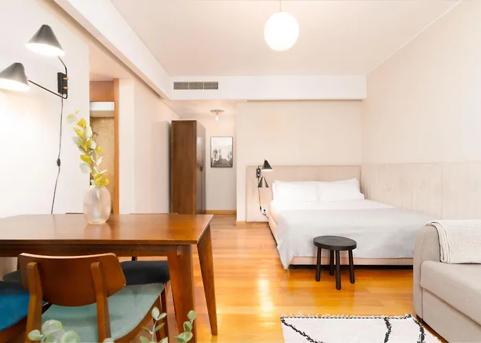 Apartmanhotel Limehome Rua Eca De Queiroz 4*